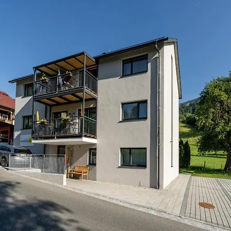 Il Sole Apartment *