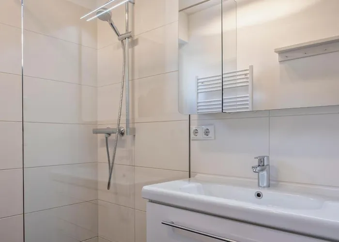 Il Sole * פוש אן דר גלוקנשטראסה